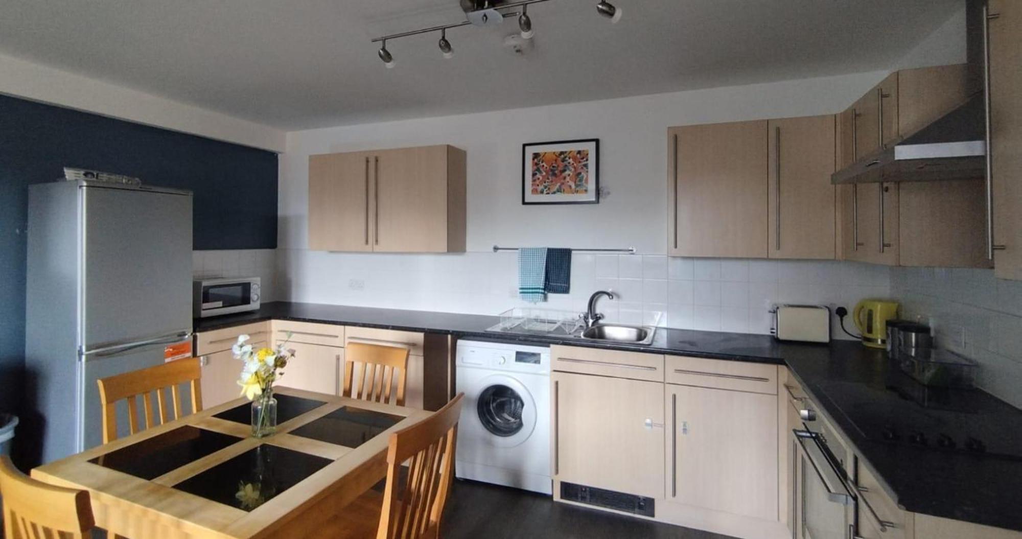 Business & Leisure City Centre 2 Bed En-Suite Apartment With Free Parking And Netflix Coventry Buitenkant foto