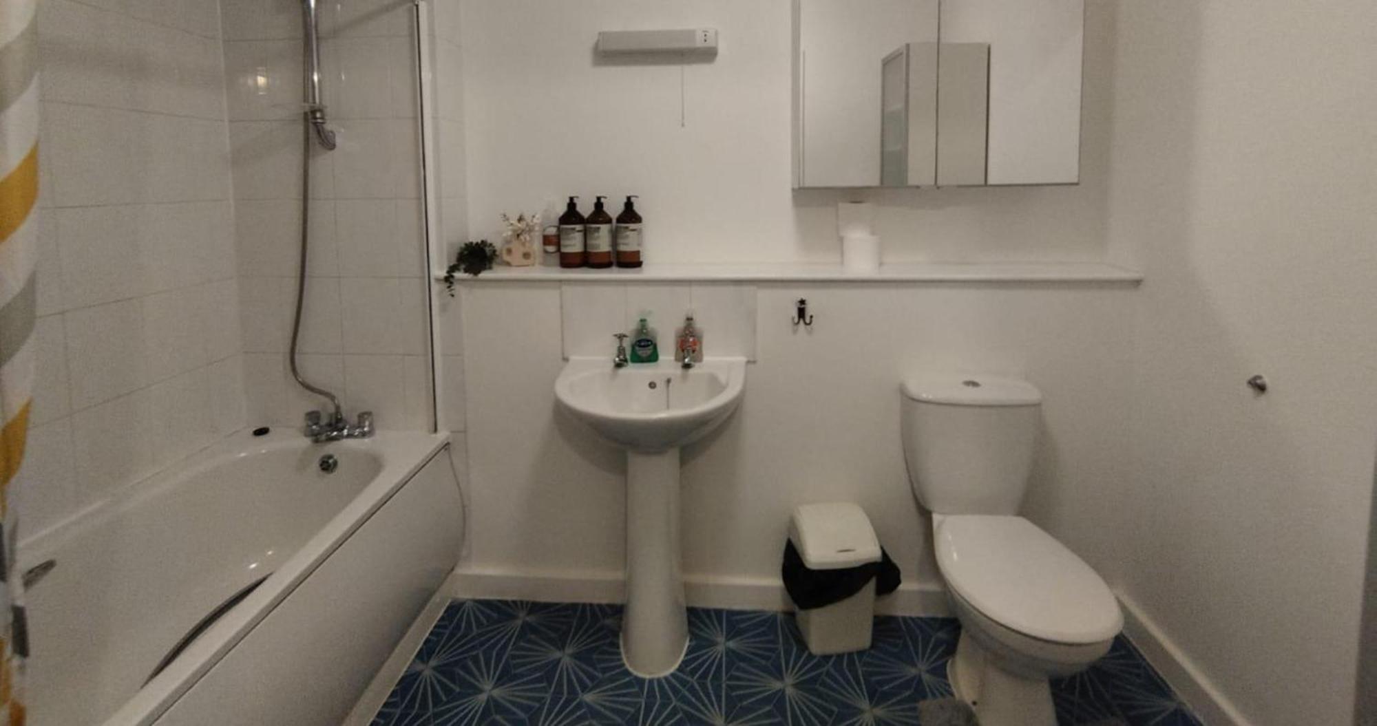 Business & Leisure City Centre 2 Bed En-Suite Apartment With Free Parking And Netflix Coventry Buitenkant foto