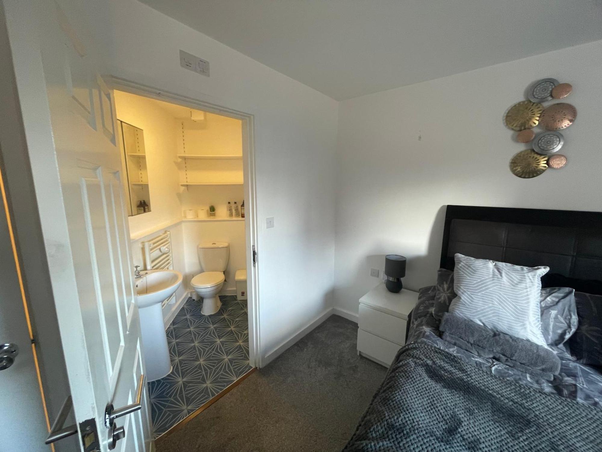 Business & Leisure City Centre 2 Bed En-Suite Apartment With Free Parking And Netflix Coventry Buitenkant foto