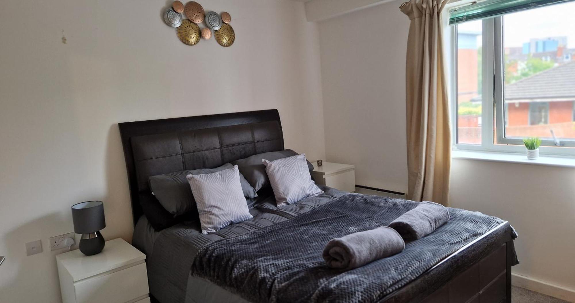 Business & Leisure City Centre 2 Bed En-Suite Apartment With Free Parking And Netflix Coventry Buitenkant foto