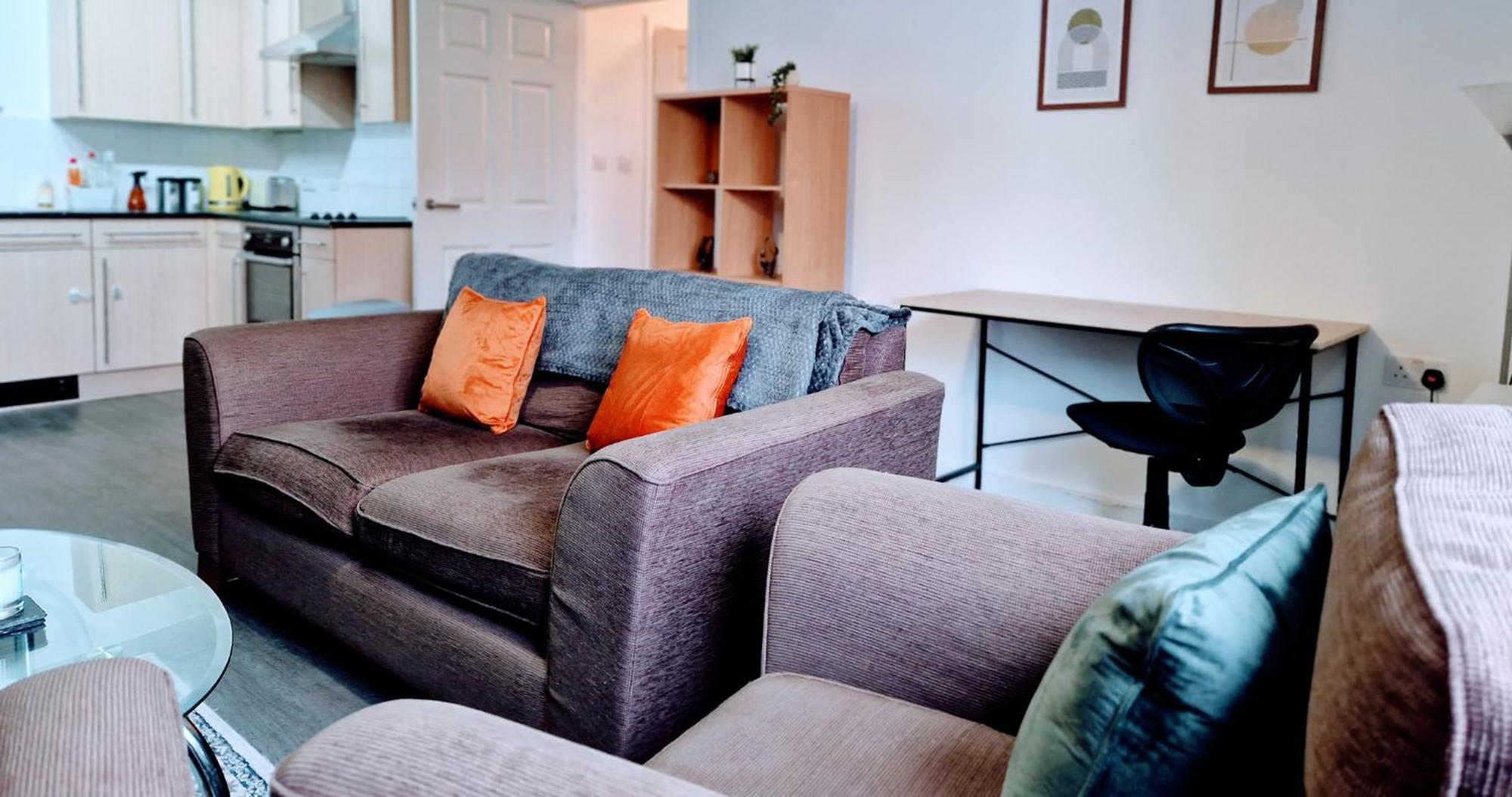 Business & Leisure City Centre 2 Bed En-Suite Apartment With Free Parking And Netflix Coventry Buitenkant foto